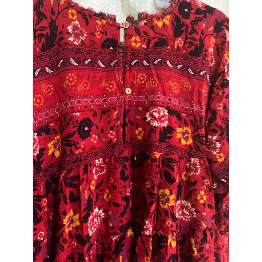 Easel Red Floral Paisley Babydoll Tunic Top Frayed Neck 3/4 Sleeve Womens Medium - Picture 8 of 10